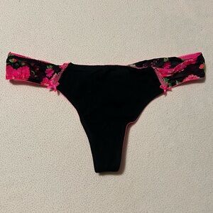 PINK Victoria's Secret Black and Pink Lace Panties